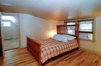 4th image of 3813 39th Ave S