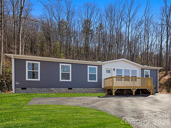 3rd image of 512 Hutch Mountain Rd