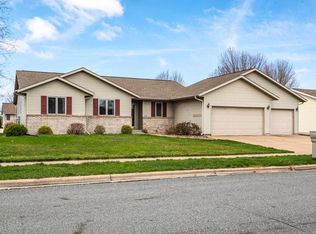 2205 Greenview LANE, Onalaska, WI 54650