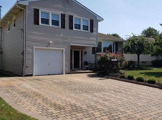 7 Hollyhock Way, Hamilton, NJ 08619