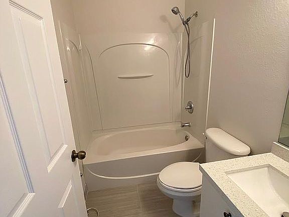 5th image of 6922 NW 179th St APT 203-5