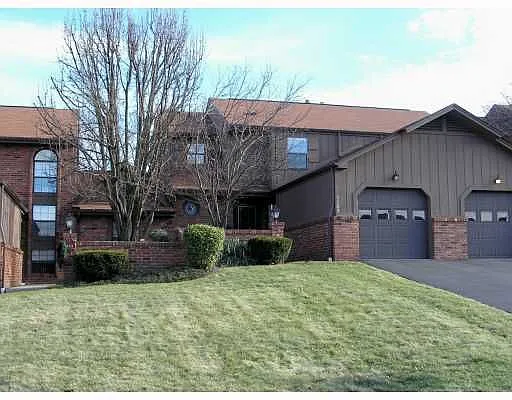 1103 Old Farm Rd photo 1