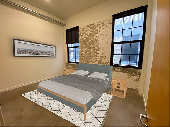 5th image of 1632 Central Pkwy APT 210