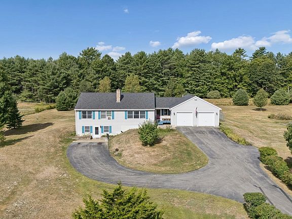 3rd image of 1447 Richmond Road