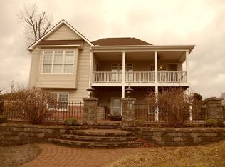 13 Lighthouse Ln, Moneta, VA 24121