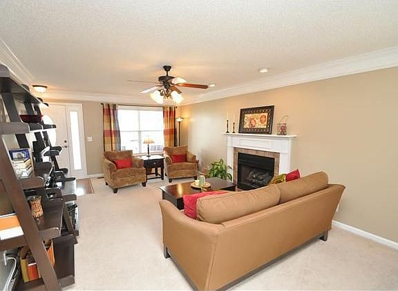 4th image of 440 Winding Bluff Way