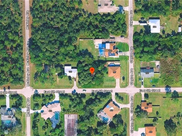 105 E 5th ST, LEHIGH ACRES, FL 33972