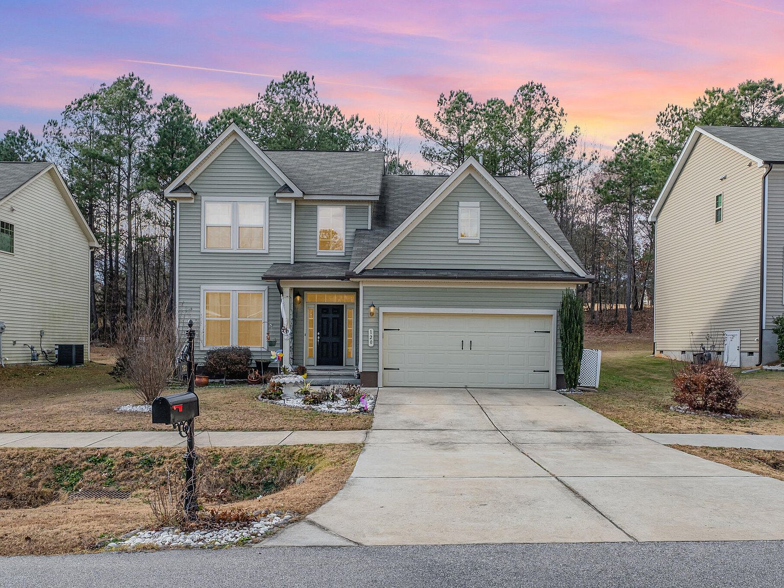 120 Clubhouse Dr