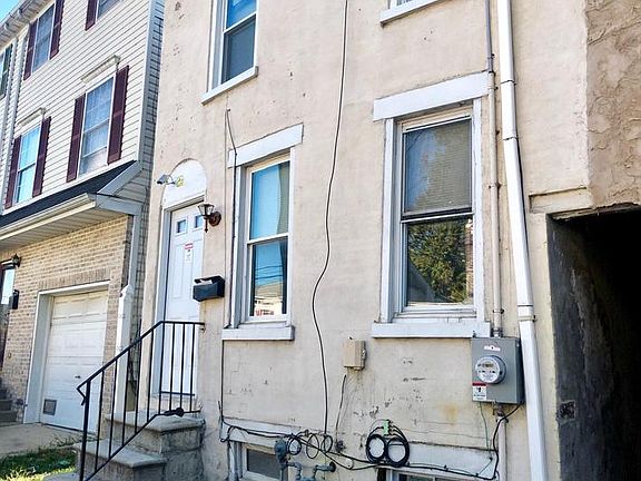 2nd image of 420 S Claymont St