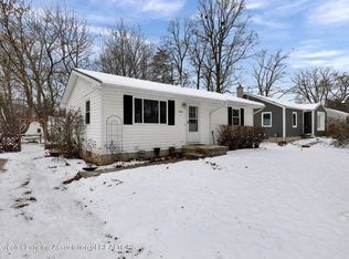 5989 Cypress St, Haslett, MI 48840