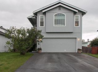 10330 Red Cedar Cir, Anchorage, AK 99507