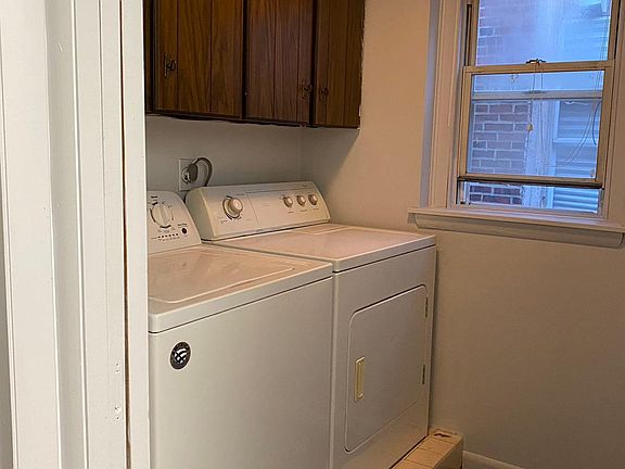 4th image of 643 South St Floor 3