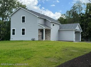 102 Alans Dr, Clarks Summit, PA 18411