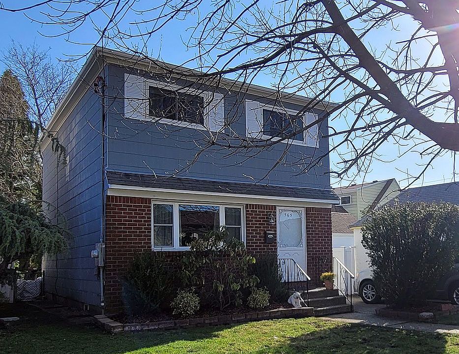 1st image of 565 Chesman St