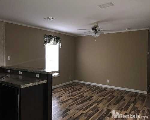 2nd image of 1113 Pumpkin Dr