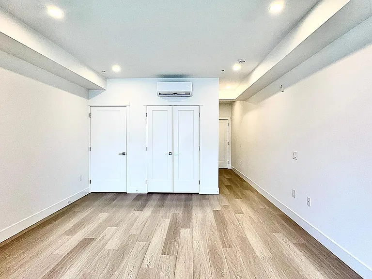 22348 North Ave #217 — Photo 10