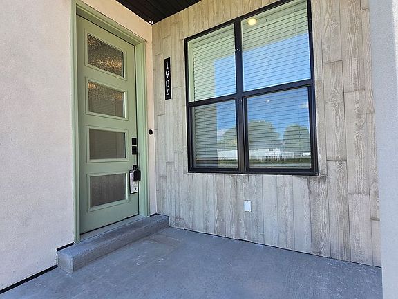 2nd image of 1904 W Jonsson Park Ln