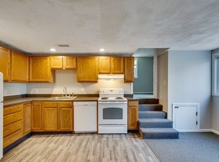 60 Mineral St #1A, Reading, MA 01867