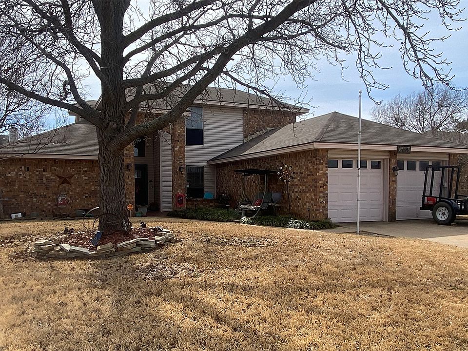 1st image of 2629 Fairmont Dr