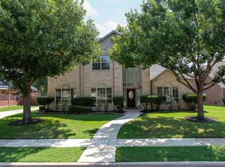 1828 Hill Ridge Dr, Flower Mound, TX 75028