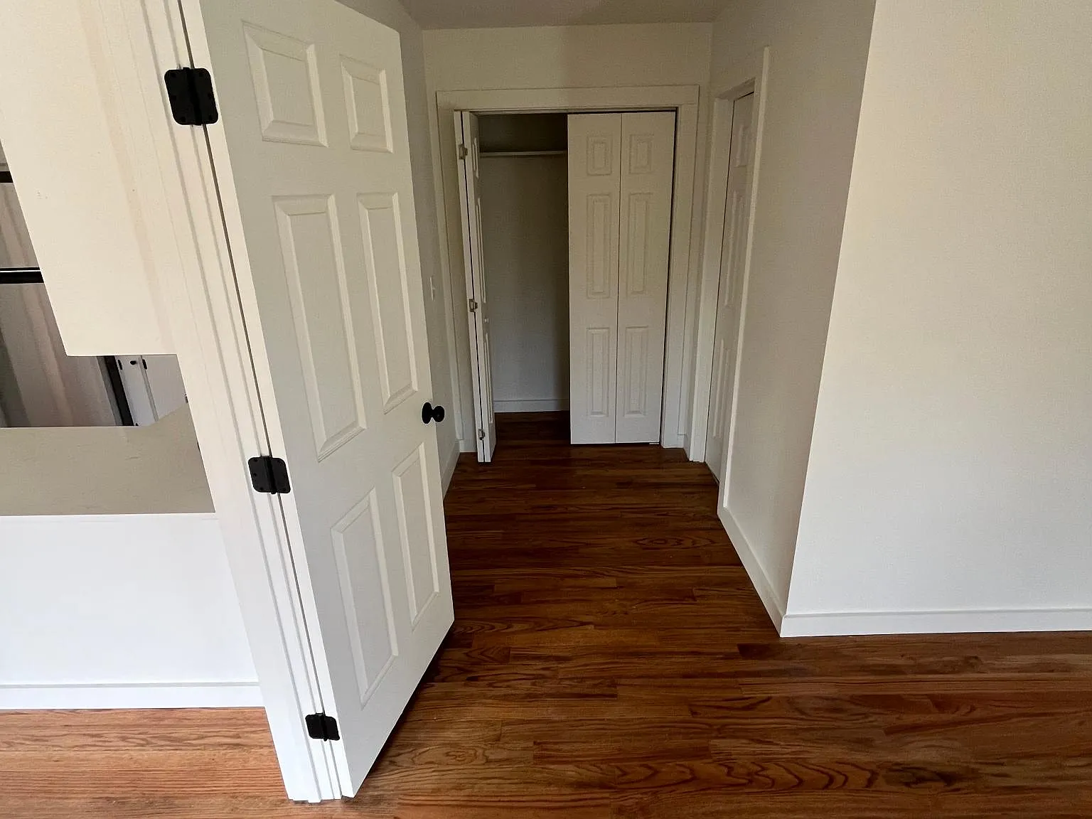 2 bed, 1200 sqft, $1,800 — Photo 4