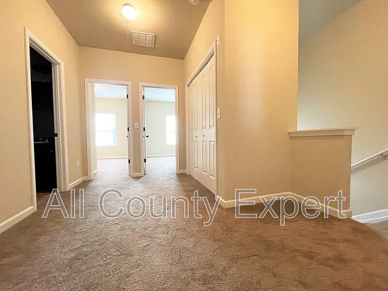 599 Oakside Pl — Photo 20