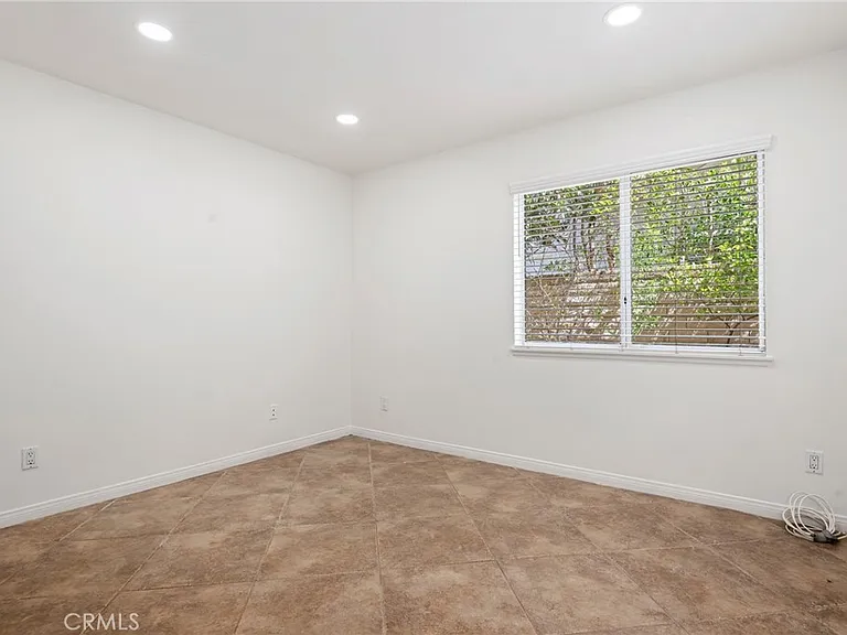 17830 Arvida Dr — Photo 34