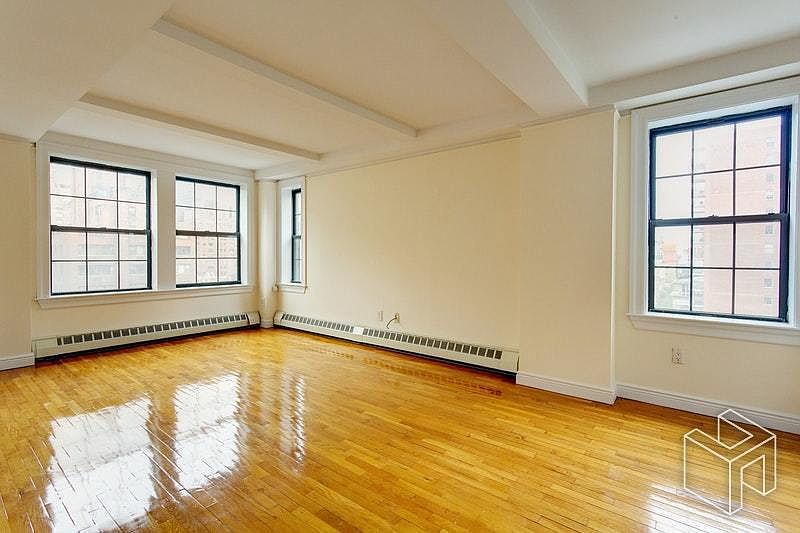 1st image of 17 Park Ave APT 1401