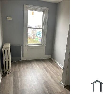 2nd image of 1116 W Lehigh Ave #3F