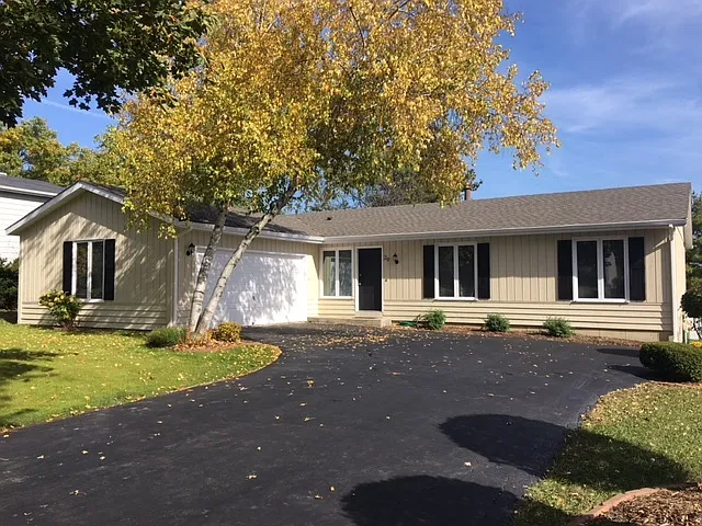 29 Sheehan Dr photo 1