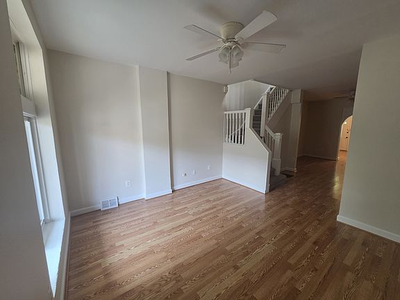 4th image of 206 W 27th St