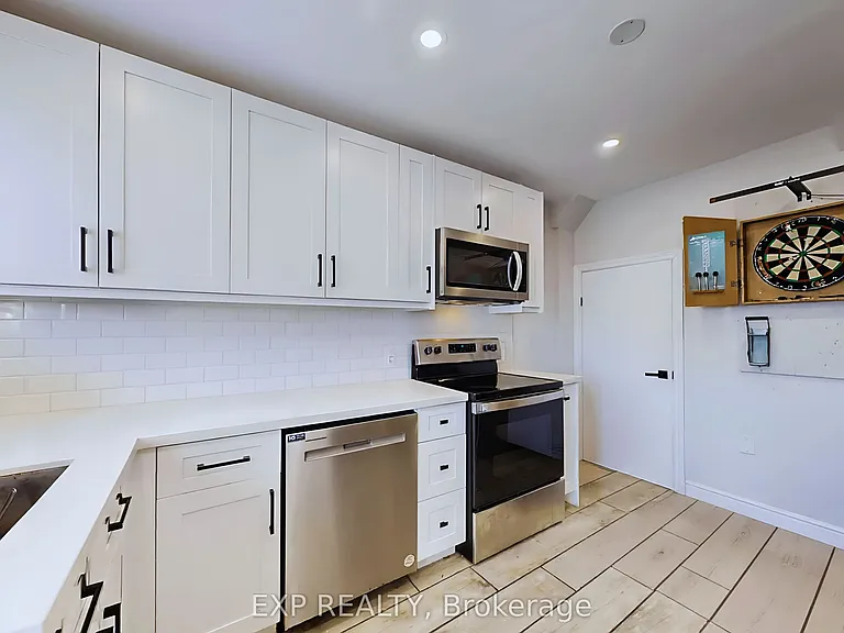 200 Waterloo Ave #2 — Photo 15