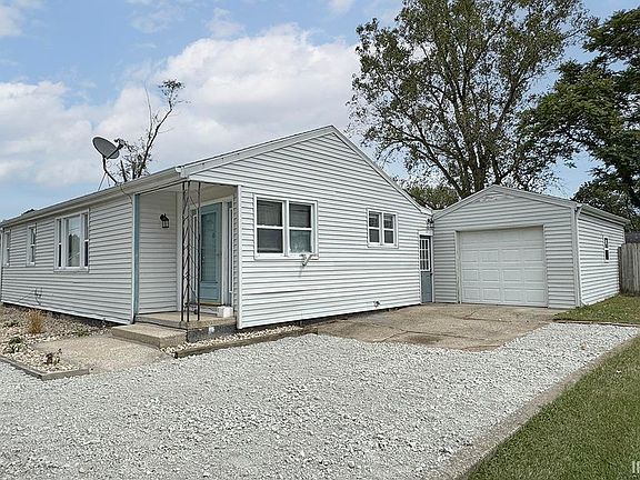 4th image of 59636 Rosedale Ave
