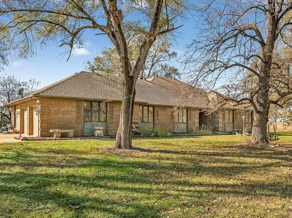 1819 Pleasant Hill Road, Seymour, MO 65746