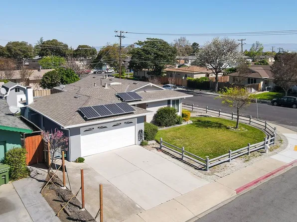 2420 Fordham Dr, Santa Clara, CA 95051