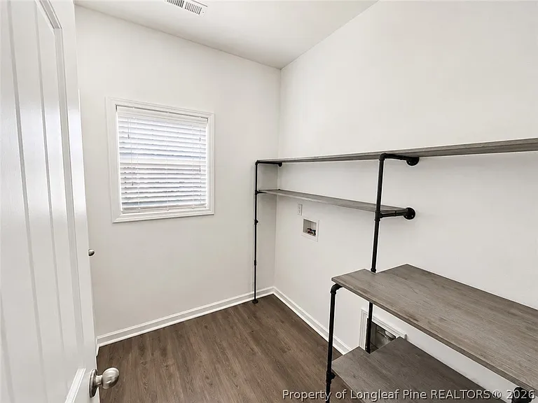 143 Ledgebrook Ln — Photo 10