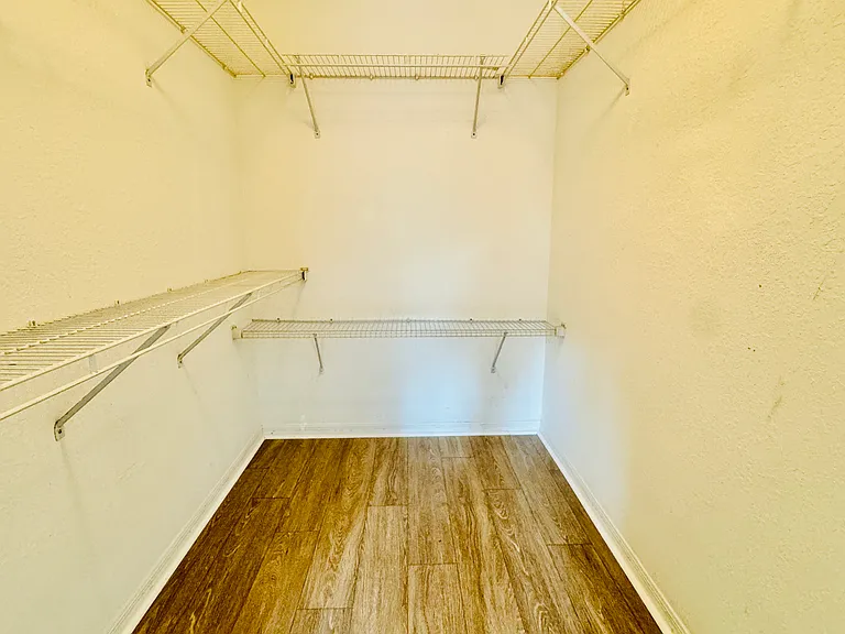 7800 Point Meadows Dr #1117 — Photo 8