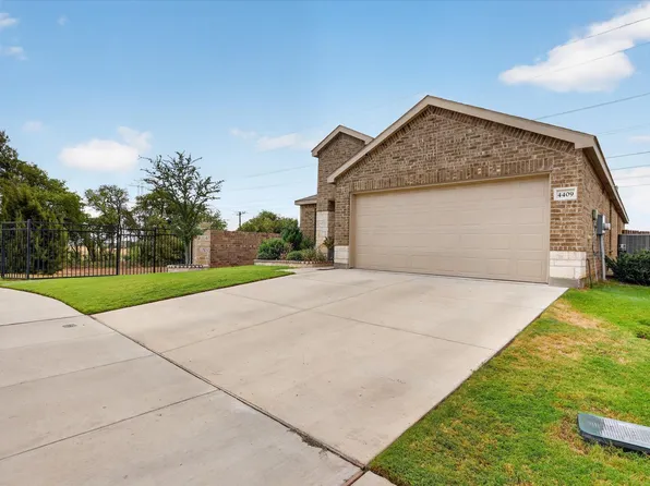 4409 Greenham Ln, Crowley, TX 76036