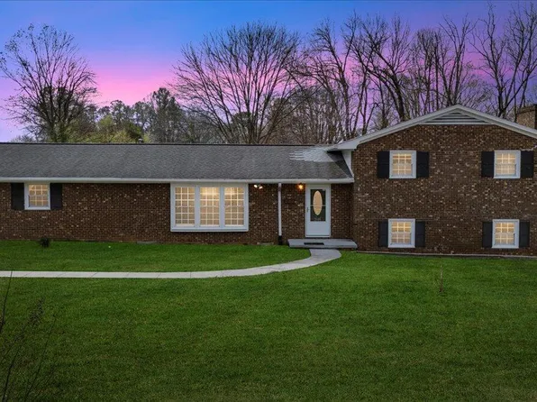 2605 Sumac Ln, Burlington, NC 27215