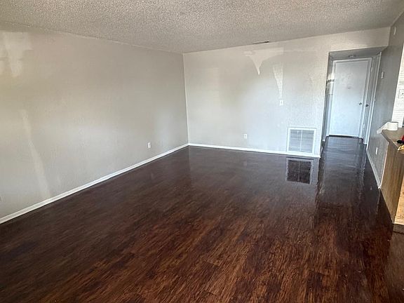 2nd image of 1132 Auburn St APT 109