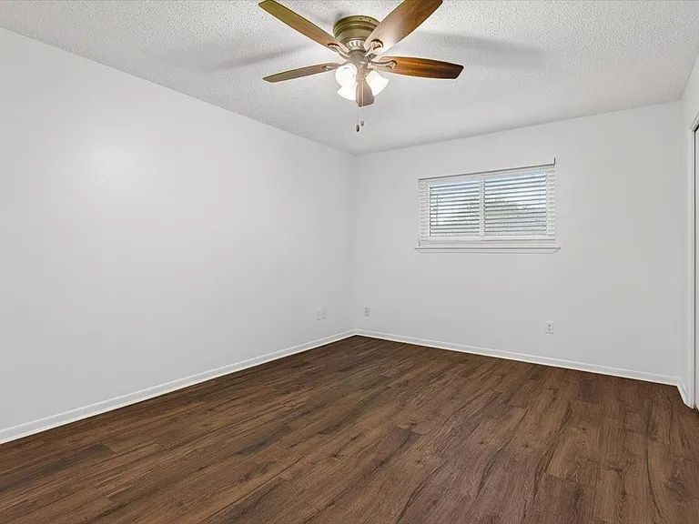 4026 Northwood Dr — Photo 21