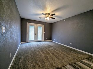 1317 B Ave W #17, Oskaloosa, IA 52577