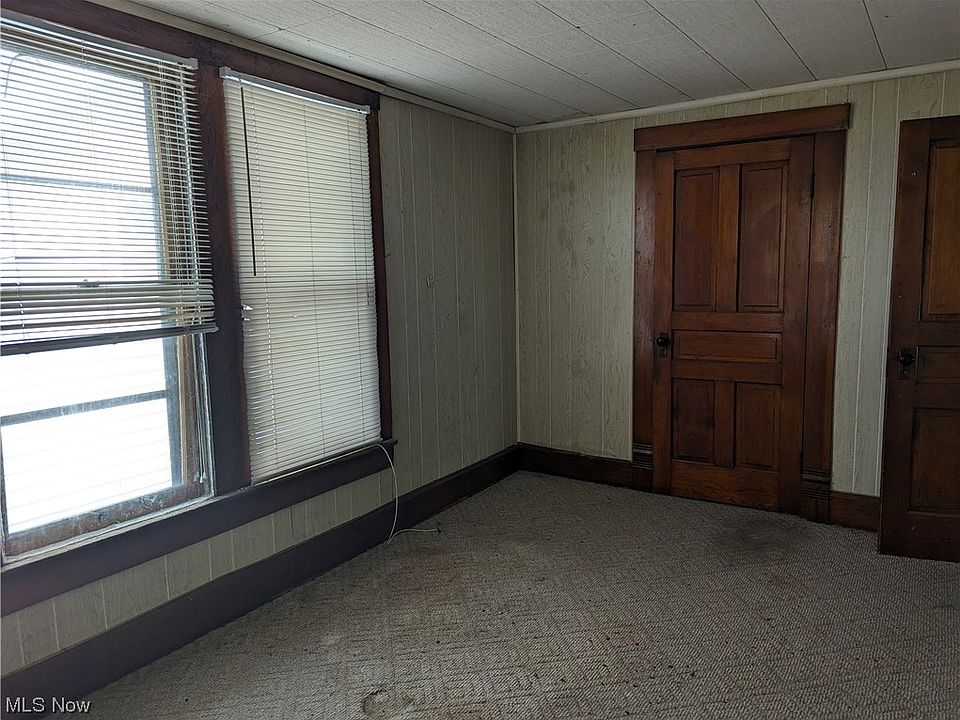 111 S State St, Crooksville, OH 43731 Zillow