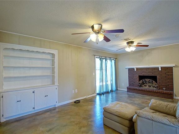 5th image of 1617 Kavel St