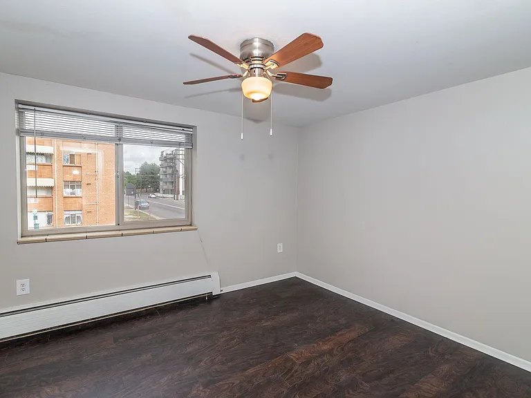 Dexter Street Apartments — Photo 51