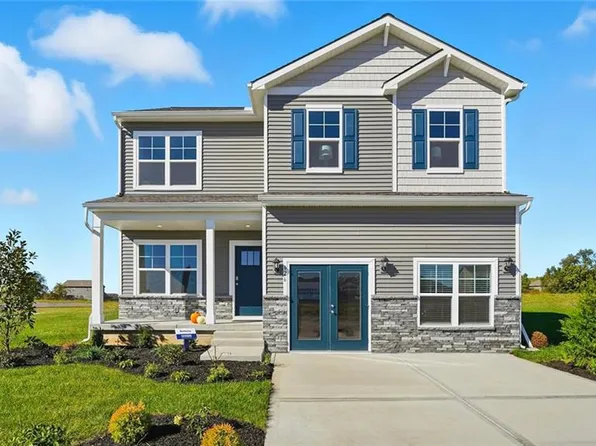 204 Lake Meadows Dr, Smithville, MO 64089