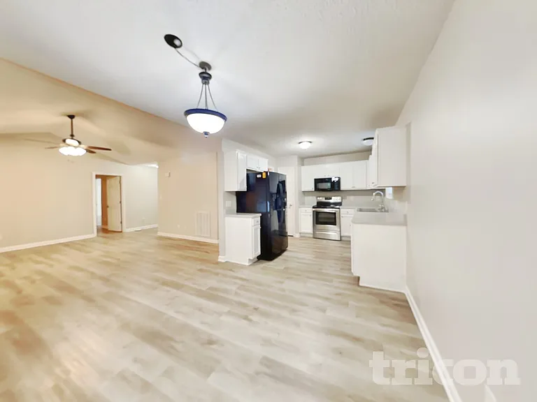 153 Cambridge Elm Dr — Photo 6