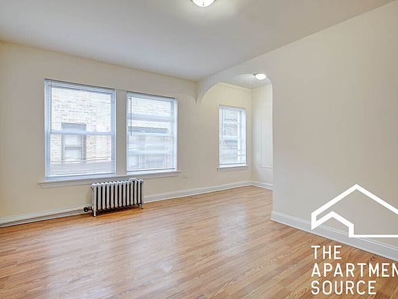 4th image of 5417 N Kenmore Ave APT 510