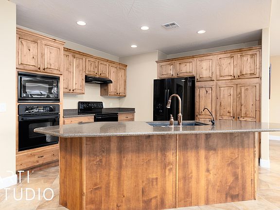5th image of 4915 S Bonita Bay Dr