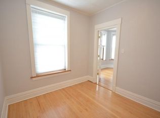 2049 W Irving Park Rd APT 2F, Chicago, IL 60618